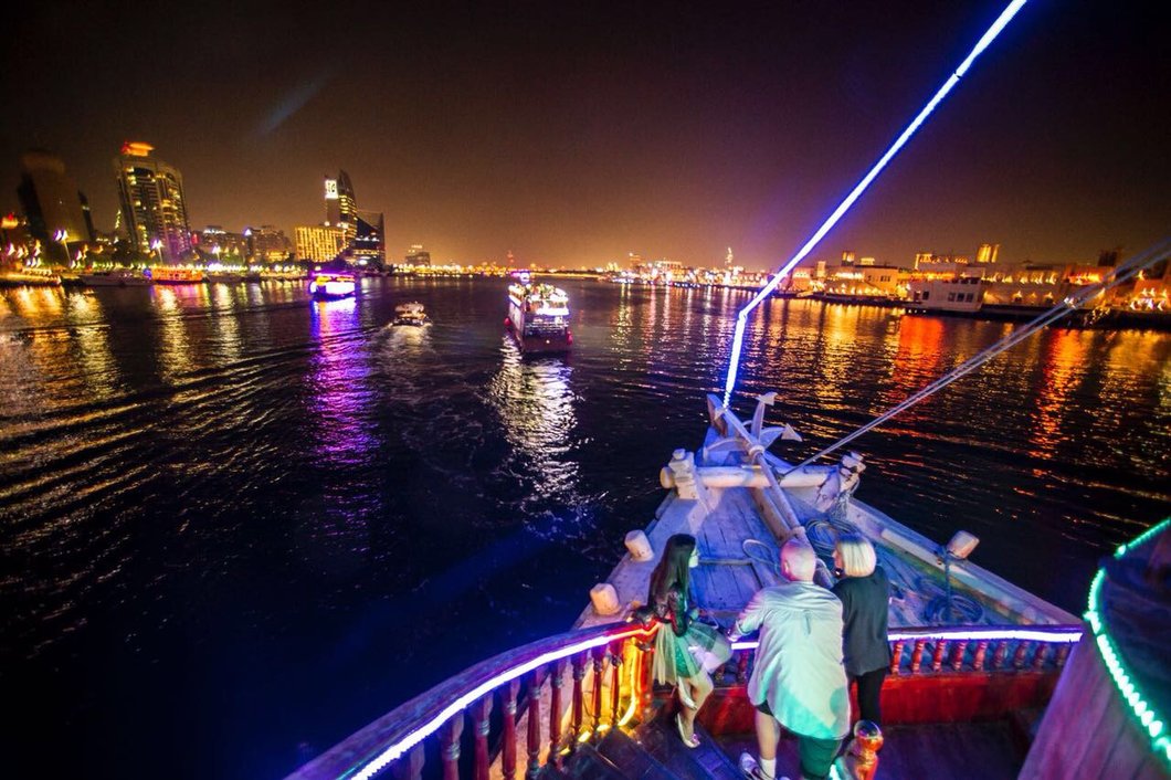 Creek Dubai Dhow Cruise With Dinner And Transfer 